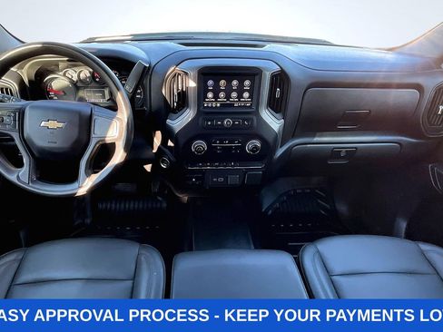 Used 2025 Chevrolet Silverado 1500 W/T w/ WT Value Package AWD/4WD image 11