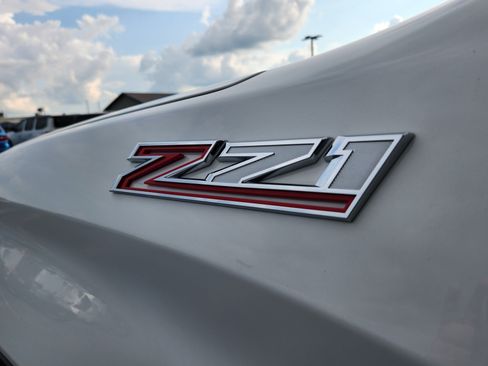 Used 2025 Chevrolet Silverado 1500 LT Trail Boss w/ Convenience Package II AWD/4WD image 11