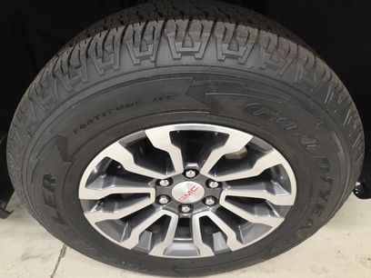 Used 2021 GMC Sierra 1500 AT4