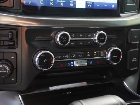 Used 2022 Ford F150 Lariat AWD/4WD image 25