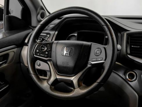 Used 2020 Honda Pilot LX image 18