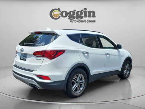 Used 2018 Hyundai Santa Fe Sport FWD image 5
