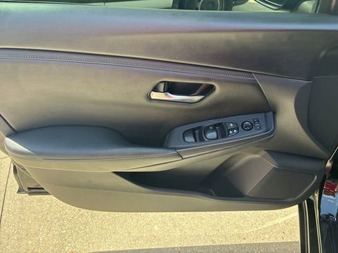 Used 2023 Nissan Sentra SV FWD image 19