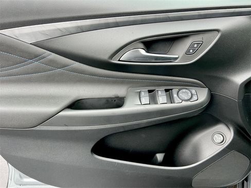 New 2026 Buick Envista Sport Touring image 19