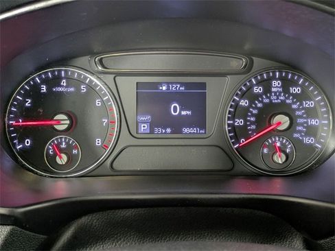 Used 2020 Kia Sorento LX image 15