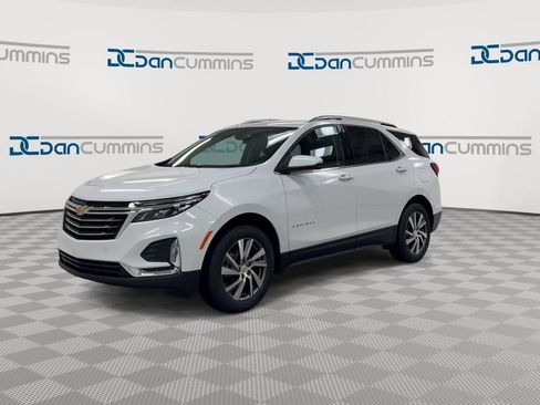 Used 2023 Chevrolet Equinox Premier AWD/4WD image 4
