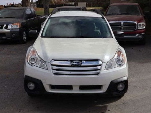 Used 2014 Subaru Outback 2.5i image 2