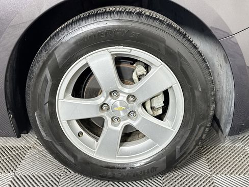 Used 2016 Chevrolet Cruze LT w/ Technology Package image 30