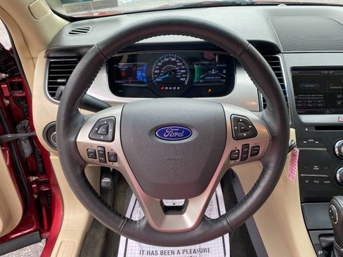 Used 2014 Ford Taurus SEL w/ Equipment Group 201A FWD image 13