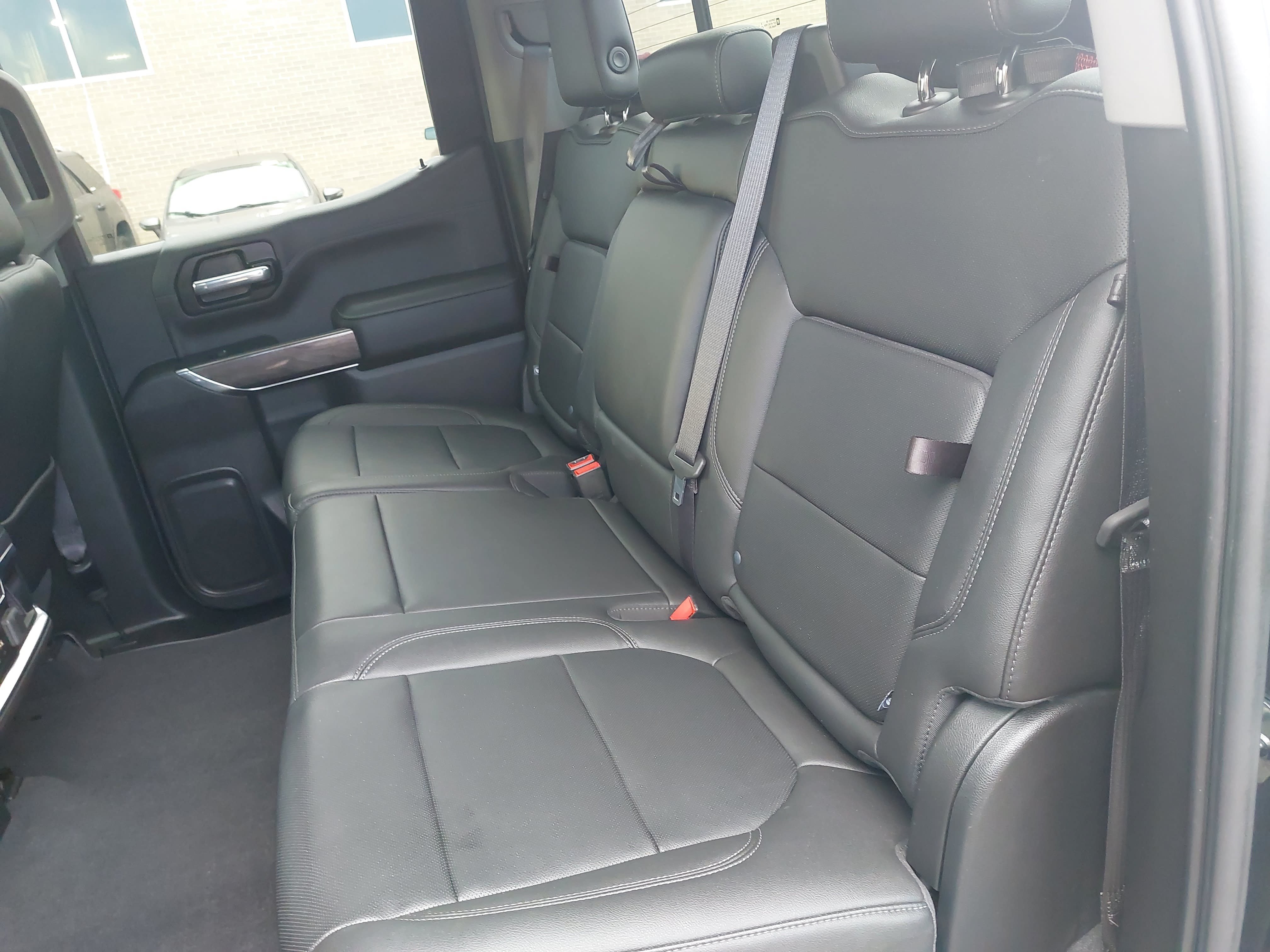 Used 2019 Chevrolet Silverado 1500 LTZ w/ LTZ Plus Package AWD/4WD image 15