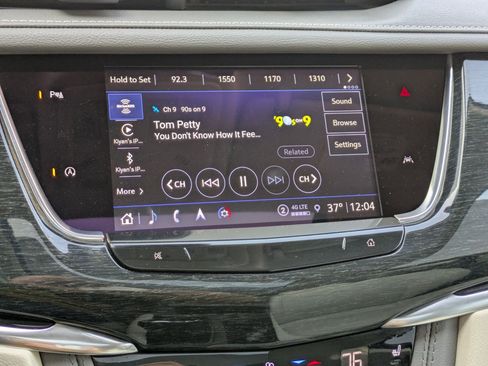 Used 2023 Cadillac XT6 Premium Luxury image 19