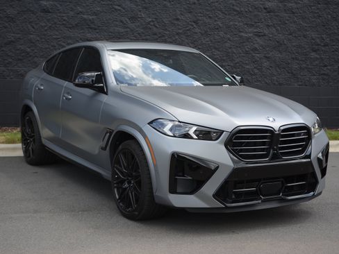 Used 2026 BMW X6 M Competition AWD/4WD image 9