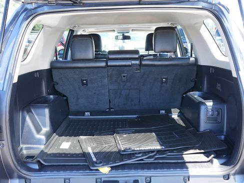 Used 2015 Toyota 4Runner Limited AWD/4WD image 11