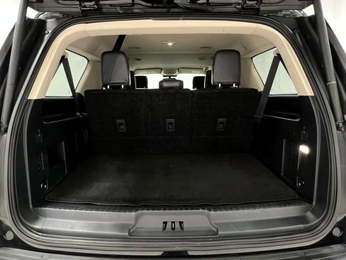 Used 2022 Ford Expedition Max XLT w/ Livery Package AWD/4WD image 27