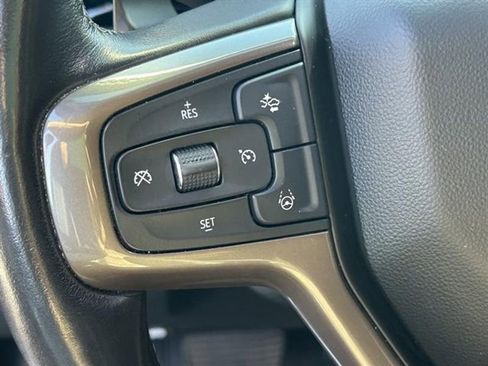 Used 2023 Chevrolet Silverado 1500 High Country w/ Technology Package image 11