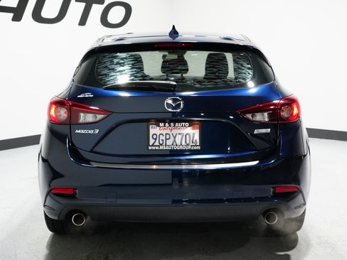 Used 2018 MAZDA MAZDA3 Touring image 9