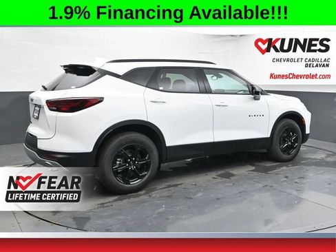 New 2026 Chevrolet Blazer LT w/ Convenience Package AWD/4WD image 2