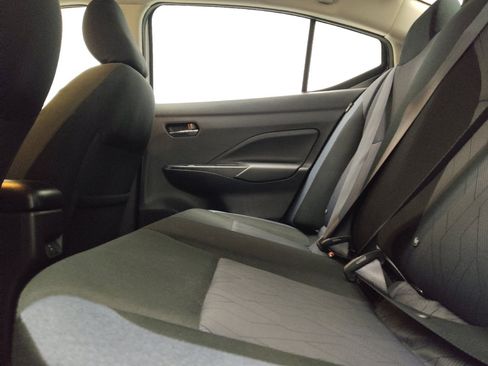 Used 2025 Nissan Versa SV FWD image 18