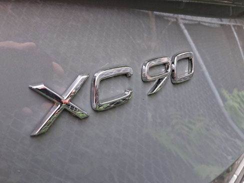 New 2026 Volvo XC90 B6 Ultra w/ Protection Package Premier AWD/4WD image 6