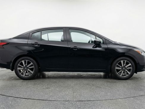 Used 2025 Nissan Versa SV image 11