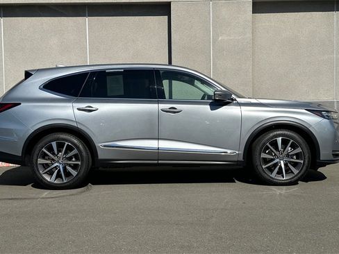 Certified 2025 Acura MDX w/ Technology Package image 3