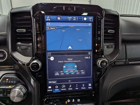 Used 2024 RAM 1500 Limited w/ Body Color Bumper Group image 23