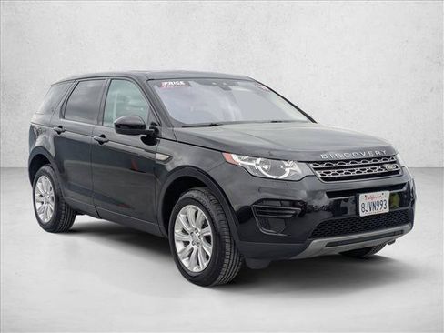 Used 2019 Land Rover Discovery Sport SE AWD/4WD image 3