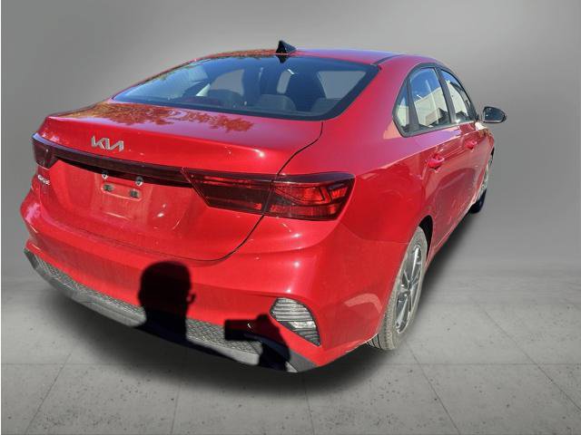 Used 2023 Kia Forte LXS FWD image 4