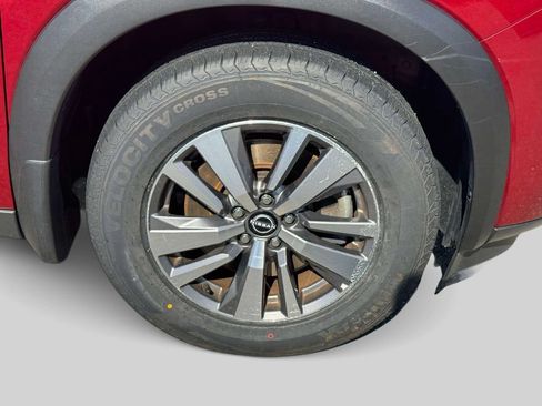 Used 2022 Nissan Pathfinder SL AWD/4WD image 8