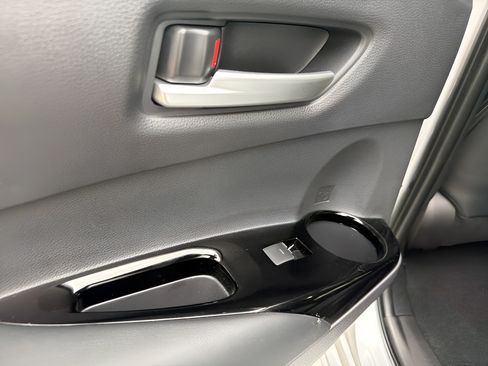 Used 2025 Toyota Corolla XSE FWD image 20