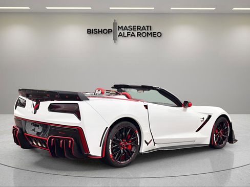 Used 2014 Chevrolet Corvette Stingray Convertible w/ 3LT Preferred Equipment Group RWD image 9