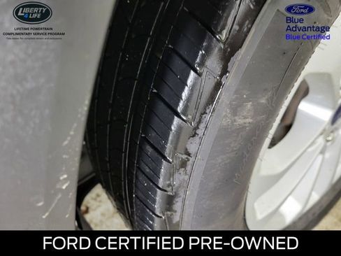 Certified 2020 Ford Escape SE image 11