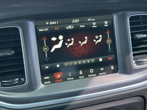 Used 2020 Dodge Charger R/T image 28