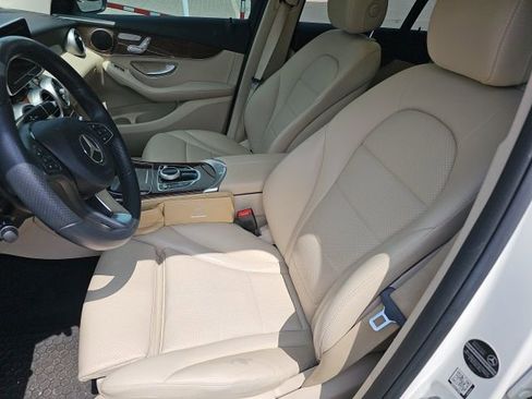 Used 2018 Mercedes-Benz GLC 300 image 7