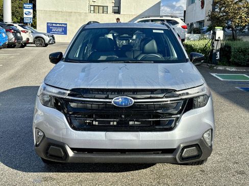 New 2025 Subaru Forester Touring image 2
