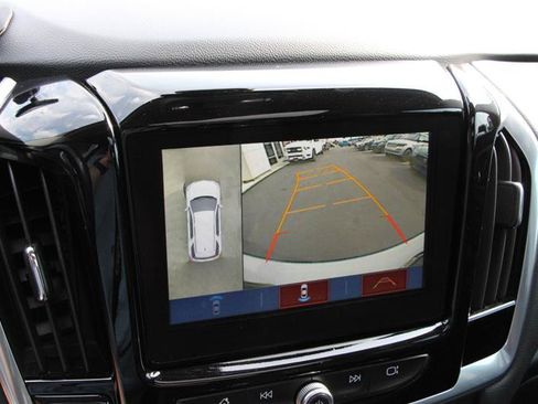Used 2019 Chevrolet Traverse Premier w/ Redline Edition AWD/4WD image 40