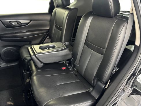 Used 2017 Nissan Rogue SL AWD/4WD image 14