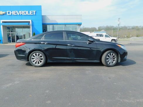 Used 2014 Hyundai Sonata Limited w/ Technology Package 05 image 9