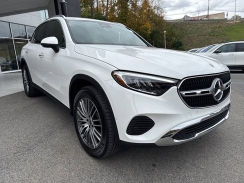 Certified 2025 Mercedes-Benz GLC 300 4MATIC image 7