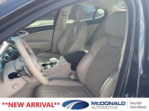 Used 2019 Genesis G70 3.3T Design AWD/4WD image 13