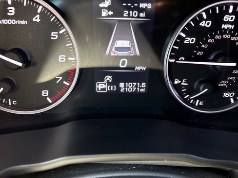 Used 2024 Subaru Crosstrek 2.0i Premium w/ Crosstrek Mirror Package AWD/4WD image 23