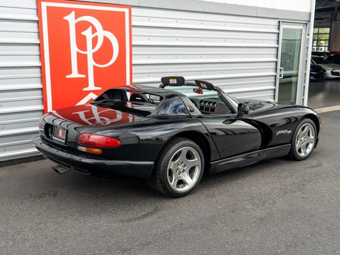 Used 2000 Dodge Viper RT/10 RWD image 31
