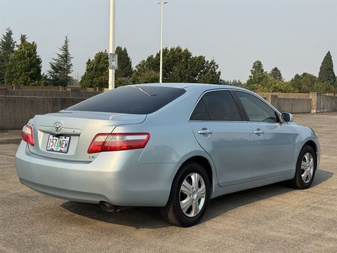 Used 2008 Toyota Camry LE FWD image 5