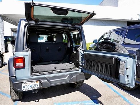 Used 2024 Jeep Wrangler Unlimited Sport AWD/4WD image 15