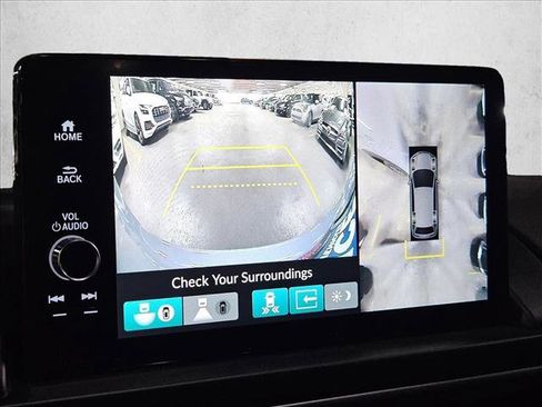 Used 2023 Honda Pilot Elite image 13