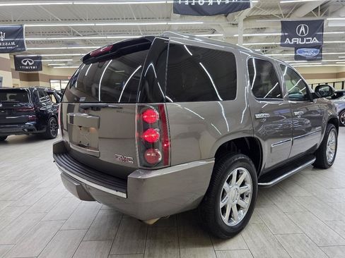 Used 2013 GMC Yukon Denali RWD image 6