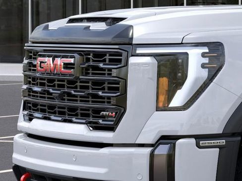 New 2026 GMC Sierra 2500 AT4 w/ AT4 Premium Plus Package AWD/4WD image 13