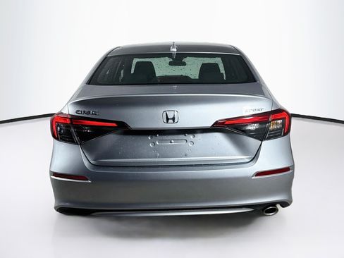 Used 2025 Honda Civic Sport image 29
