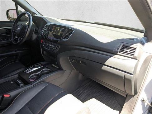 Used 2023 Honda Passport TrailSport image 21
