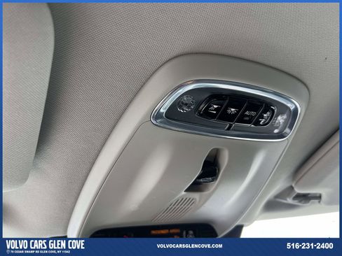 Used 2022 Volvo XC90 T5 Momentum w/ Climate Package AWD/4WD image 32